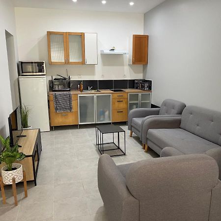 Rdc - Appartement F3 Villiers Le Bel 95 Proche De Paris Roissy Exterior foto